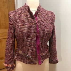 Karen Millen short wool pink blazer. (As New)
